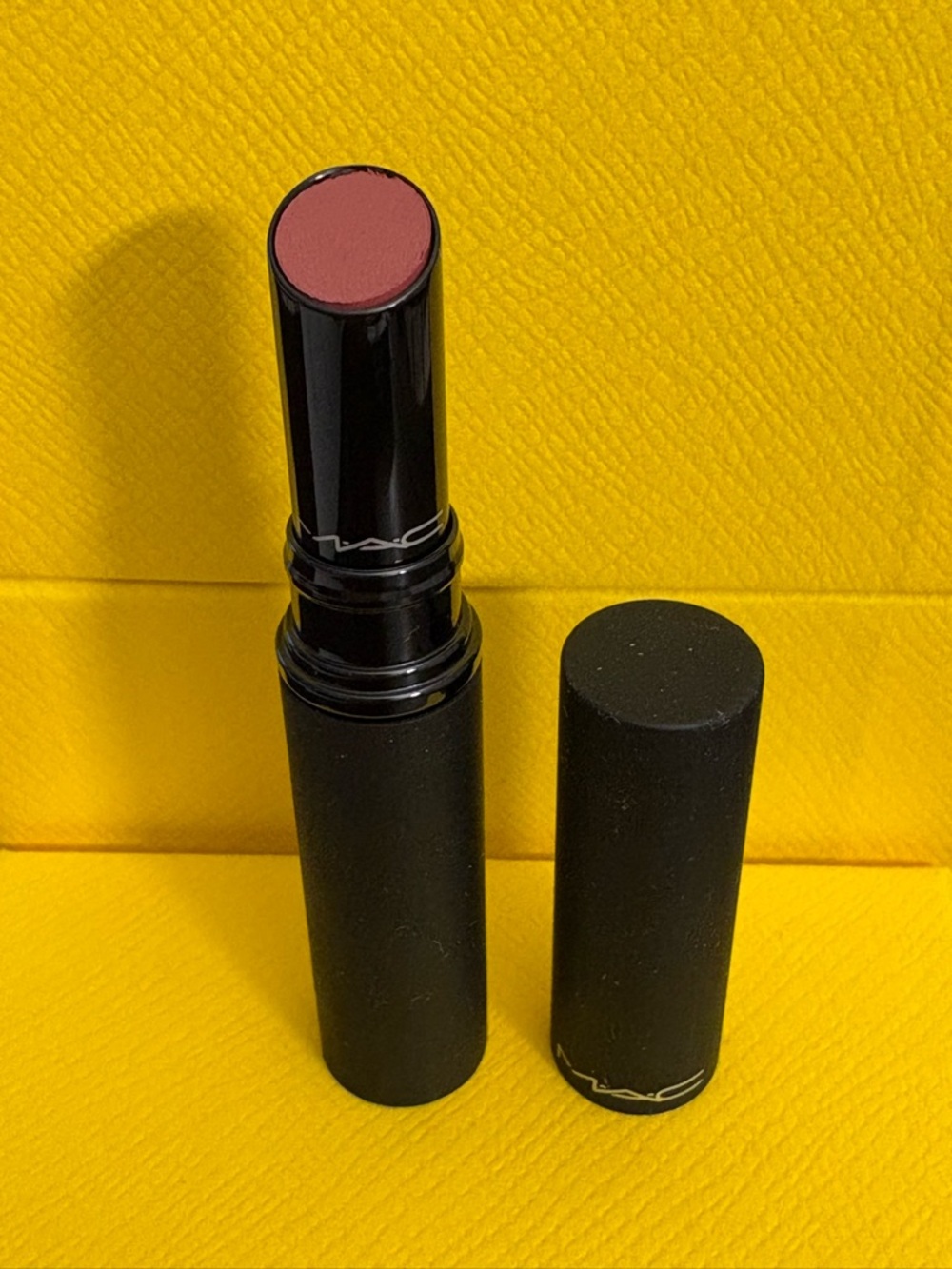 VINTAGE VERY RARE DISCONTINUED MAC Cosmetics Mattene Lipstick-Composure